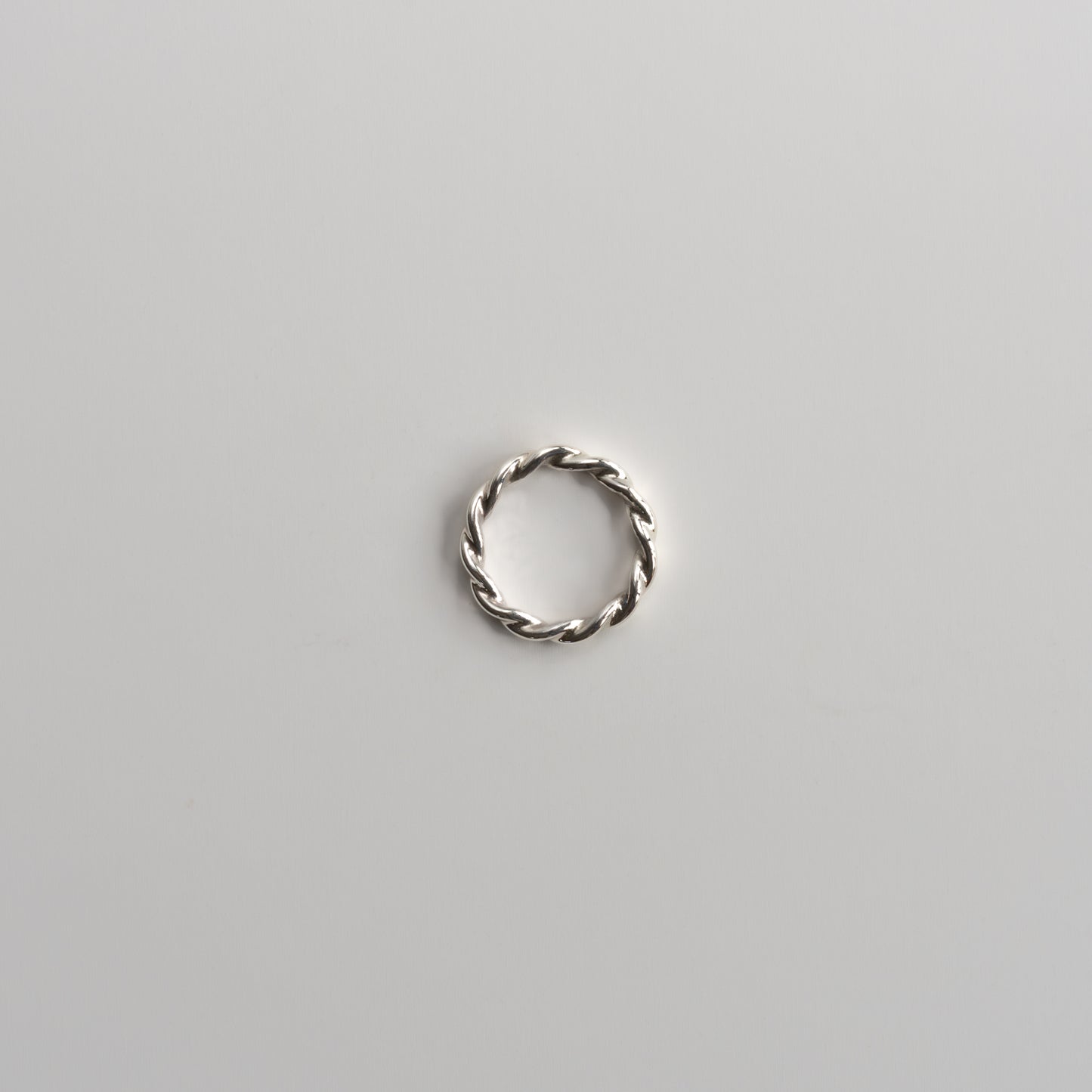 Waves Wreath ring