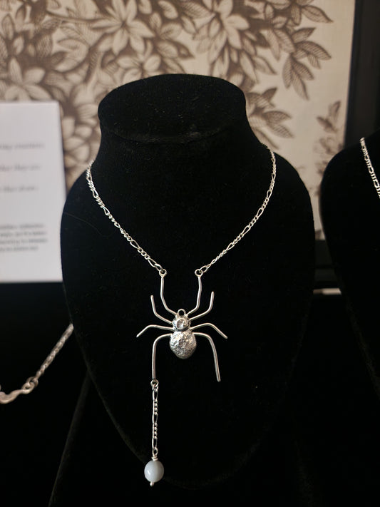 Spider mother of pearl necklet (Ready to Ship)
